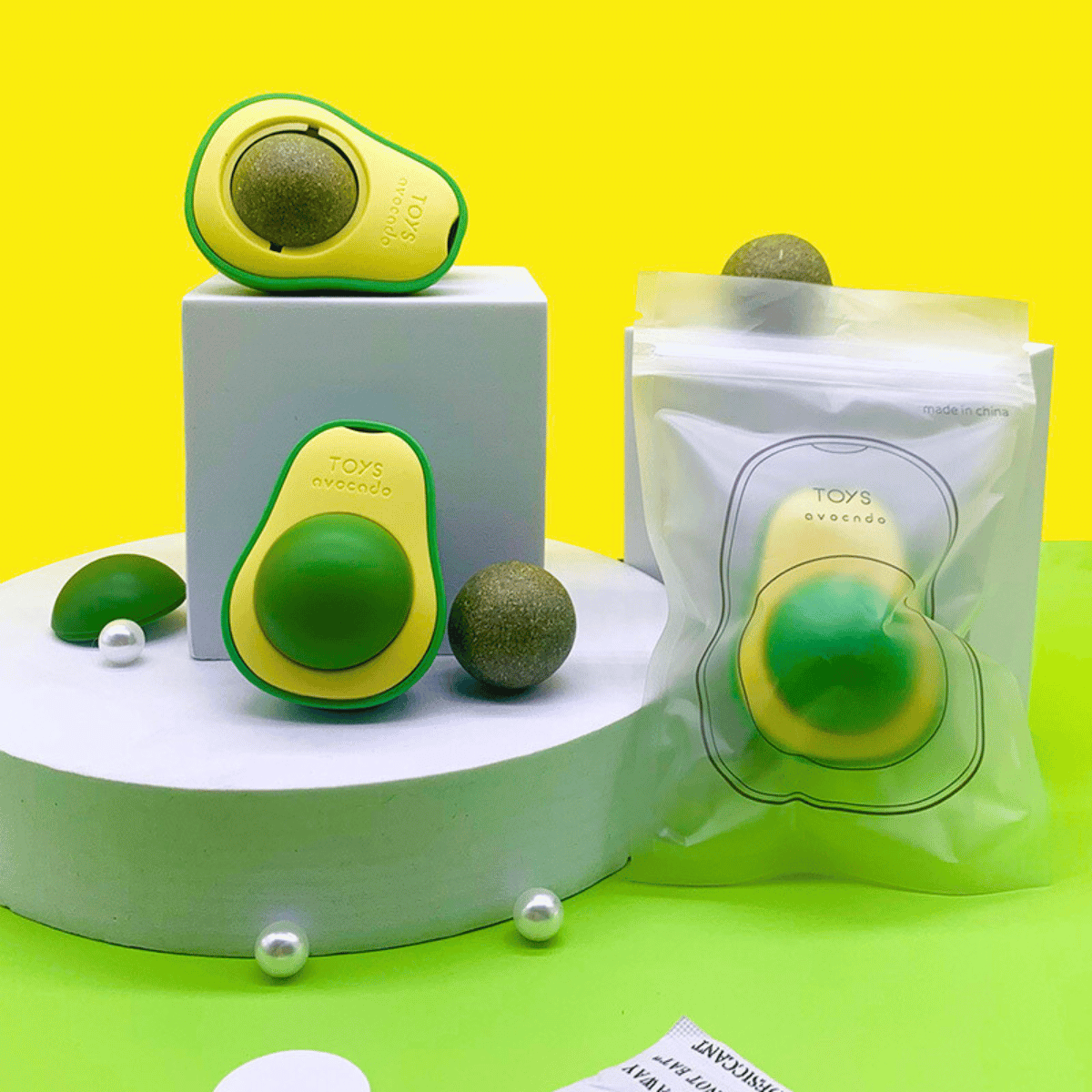 GreenKitty Delight™  Juguete de Aguacate con Catnip